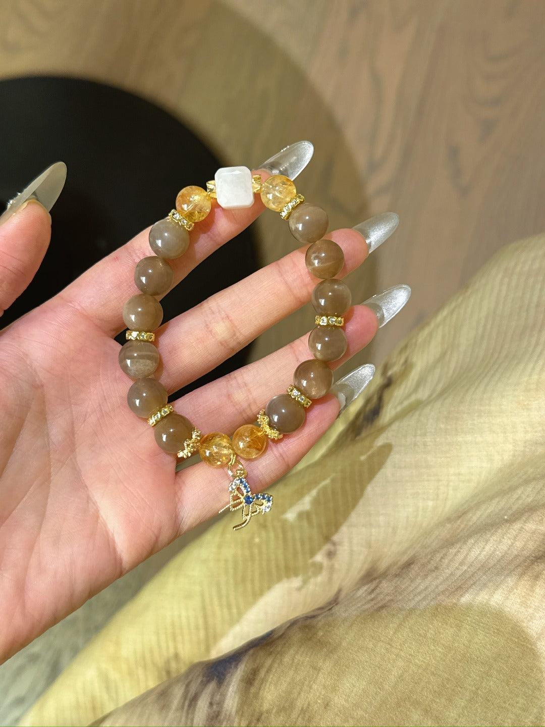 ▫️▪️ Golden backbone yellow tower crystal powder crystal sugar cube bracelet